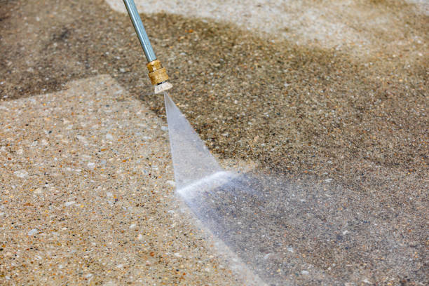 Best Driveway Pressure Washing  in Lawrence, NY
